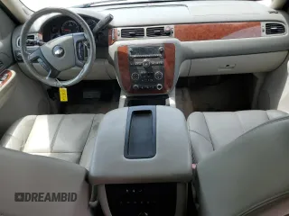 2009 Chevrolet Tahoe 2LT z VIN 1GNFK23019R104413, wystawiony jako Copart lot #54004125 z przebiegiem 119 544 mil mil oraz Szkoda całkowita • Salvage title. Historia ofert i sprzedaży dostępna na DreamBid. Obrazek 8.