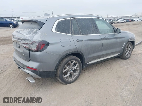 2024 BMW X3 sDrive30i z VIN 5UX43DP02R9U43683, wystawiony jako IAAI lot #41934613 z przebiegiem 2 130 mil mil oraz . Historia ofert i sprzedaży dostępna na DreamBid. Obrazek 4.