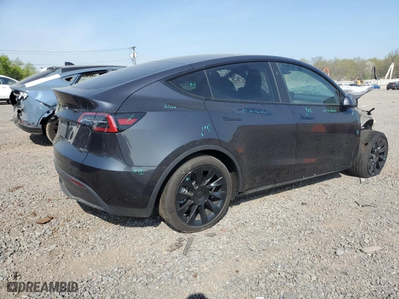 2024 Tesla Model Y with VIN 7SAYGDED3RF160506, listed as a Copart auction lot 53948515 with 0 mi miles and Non Repairable. Bid and sale history available at carsss.com. Image 3.