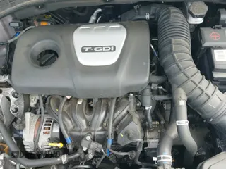 2020 Hyundai Elantra N Line z VIN KMHH55LC0LU127377, wystawiony jako IAAI lot #42360029 z przebiegiem 103 438 mil mil oraz . Historia ofert i sprzedaży dostępna na DreamBid. Obrazek 19.