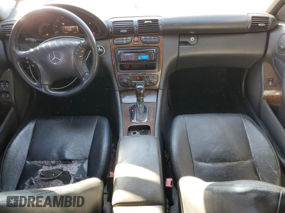 2001 Mercedes-Benz C 320 with VIN WDBRF64J91F094307, listed as a Copart auction lot 85820654 with 235,141 mi miles and Salvage Title. Bid and sale history available at DreamBid. Image 8.