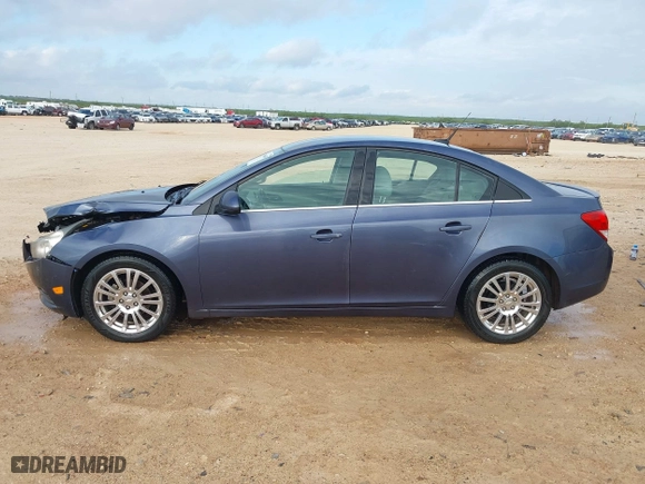 2014 Chevrolet Cruze ECO with VIN 1G1PH5SB9E7293326, listed as a IAAI auction lot 39634650 with 172,447 mi miles. Bid and sale history available at carsss.com. Image 14.