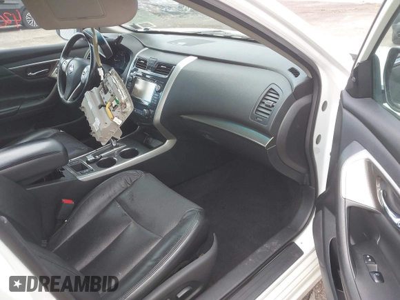2015 Nissan Altima S with VIN 1N4AL3AP4FN860932, listed as a IAAI auction lot 42088842 with 138,119 mi miles and . Bid and sale history available at DreamBid. Image 5.