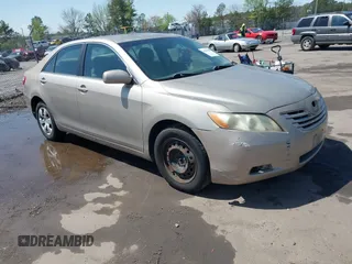 2009 Toyota Camry z VIN 4T1BE46K39U888092, wystawiony jako IAAI lot #41981086 z przebiegiem 248 263 mil mil oraz . Historia ofert i sprzedaży dostępna na DreamBid. Obrazek 1.