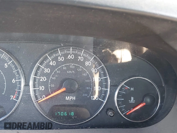2006 Chrysler Sebring Touring with VIN 1C3EL55R86N131288, listed as a IAAI auction lot 42259173 with 170,618 mi miles and . Bid and sale history available at DreamBid. Image 7.