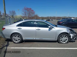 2010 Lexus ES 330 with VIN JTHBK1EG2A2365606, listed as a IAAI auction lot 41998310 with 83,961 mi miles and . Bid and sale history available at DreamBid. Image 14.