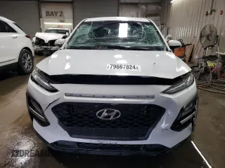 2018 Hyundai Kona SE with VIN KM8K1CAA6JU130465, listed as a Copart auction lot 79667824 with 80,784 mi miles and Salvage Title. Bid and sale history available at carsss.com. Image 5.
