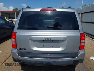 2016 Jeep Patriot Sport with VIN 1C4NJPBA8GD715693, listed as a IAAI auction lot 42526260 with 63,670 mi miles and . Bid and sale history available at DreamBid. Image 17.