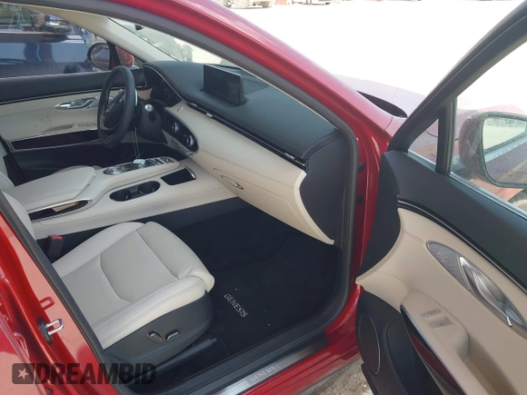 2025 Genesis GV70 2.5T z VIN 5NMMADTB1SH028380, wystawiony jako IAAI lot #42228271 z przebiegiem 2 860 mil mil oraz . Historia ofert i sprzedaży dostępna na DreamBid. Obrazek 5.