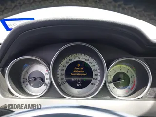 2013 Mercedes-Benz C 300 Sport с VIN WDDGF8AB8DR284402, выставлен на аукционе IAAI как лот 42291028 с пробегом Не указан миль и . История ставок и продаж доступна на DreamBid. Изображение 16.