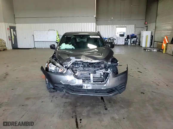2020 Nissan Kicks S with VIN 3N1CP5BVXLL570533, listed as a Copart auction lot 48519185 with 35,926 mi miles and Salvage Title. Bid and sale history available at carsss.com. Image 11.