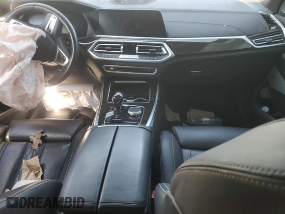 2020 BMW X5 M50i with VIN 5UXJU4C05LL228167, listed as a Copart auction lot 70390194 with Not Provided miles and Salvage Title. Bid and sale history available at DreamBid. Image 8.