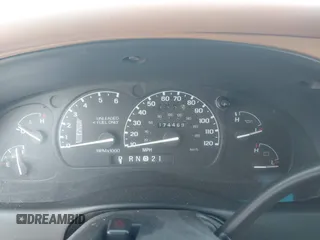 1996 Ford Explorer с VIN 1FMCU24X1TUB69411, выставлен на аукционе IAAI как лот 42766256 с пробегом 174 469 миль миль и . История ставок и продаж доступна на DreamBid. Изображение 7.