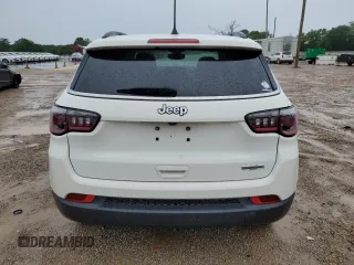 2020 Jeep Compass Latitude with VIN 3C4NJCBBXLT158971, listed as a Copart auction lot 56140245 with 38,212 mi miles and Salvage title. Bid and sale history available at DreamBid. Image 6.