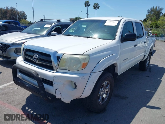 2008 Toyota Tacoma PreRunner with VIN 5TEJU62N68Z473062, listed as a IAAI auction lot 41988269 with 96,461 mi miles. Bid and sale history available at carsss.com. Image 2.