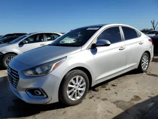 2019 Hyundai Accent SE with VIN 3KPC24A35KE055335, listed as a Copart auction lot 40166514 with 104,083 mi miles. Bid and sale history available at carsss.com. Image 1.