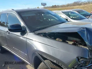2022 Jeep Grand Cherokee Altitude с VIN 1C4RJGAGXN8589401, выставлен на аукционе IAAI как лот 41077243 с пробегом 67 975 миль миль и . История ставок и продаж доступна на DreamBid. Изображение 1.