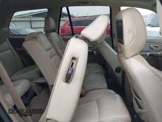 2011 Volvo XC90 I6 with VIN YV4952CY0B1580169, listed as a IAAI auction lot 42036651 with 205,673 mi miles. Bid and sale history available at carsss.com. Image 8.
