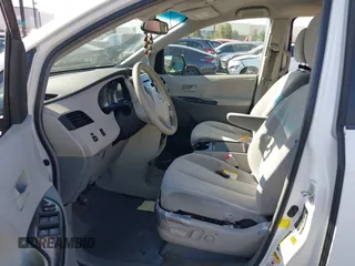 2012 Toyota Sienna LE AAS with VIN 5TDKK3DCXCS276325, listed as a IAAI auction lot 41791385 with 133,635 mi miles. Bid and sale history available at carsss.com. Image 5.