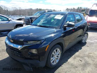 2021 Chevrolet TrailBlazer LS with VIN KL79MMS25MB117288, listed as a IAAI auction lot 41722401 with 39,046 mi miles. Bid and sale history available at carsss.com. Image 2.