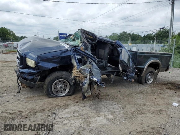 2004 Ford F-250 XL z VIN 1FTNX21L54EC84711, wystawiony jako Copart lot #64636685 z przebiegiem Nie podano mil oraz Szkoda całkowita • Salvage title. Historia ofert i sprzedaży dostępna na DreamBid. Obrazek 1.
