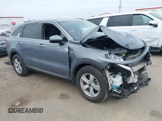 2022 Kia Sorento LX with VIN 5XYRG4LC2NG117242, listed as a IAAI auction lot 41512418 with 39,187 mi miles. Bid and sale history available at carsss.com. Image 1.