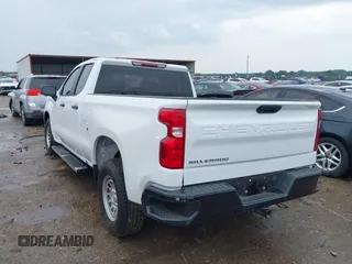 2020 Chevrolet Silverado 1500 Work Truck with VIN 1GCRWAEF6LZ138831, listed as a IAAI auction lot 40260659 with 40,444 mi miles and . Bid and sale history available at DreamBid. Image 3.