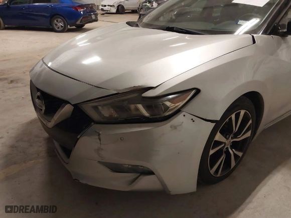 2017 Nissan Maxima SR with VIN 1N4AA6AP0HC448285, listed as a IAAI auction lot 41397027 with 91,557 mi miles. Bid and sale history available at carsss.com. Image 6.