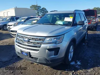 2018 Ford Explorer z VIN 1FM5K7B85JGA76197, wystawiony jako IAAI lot #41478486 z przebiegiem 156 812 mil mil oraz . Historia ofert i sprzedaży dostępna na DreamBid. Obrazek 19.