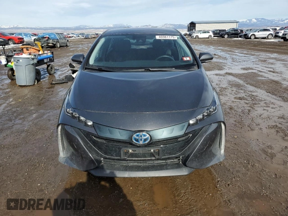 2017 Toyota Prius Plus with VIN JTDKARFP4H3032345, listed as a Copart auction lot 46981175 with Not Provided miles and Clean Title. Bid and sale history available at DreamBid. Image 5.