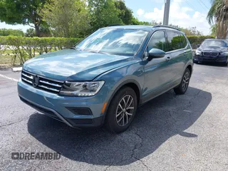 2019 Volkswagen Tiguan SE with VIN 3VV3B7AX8KM171057, listed as a IAAI auction lot 42209509 with 99,437 mi miles and . Bid and sale history available at DreamBid. Image 17.