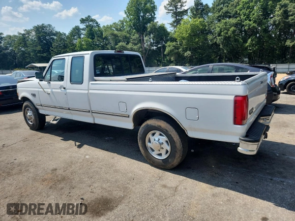 1997 Ford F-250 с VIN 1FTHX25F1VED01393, выставлен на аукционе Copart как лот 61215175 с пробегом 176 801 миль миль и Списание • Salvage title. История ставок и продаж доступна на DreamBid. Изображение 2.