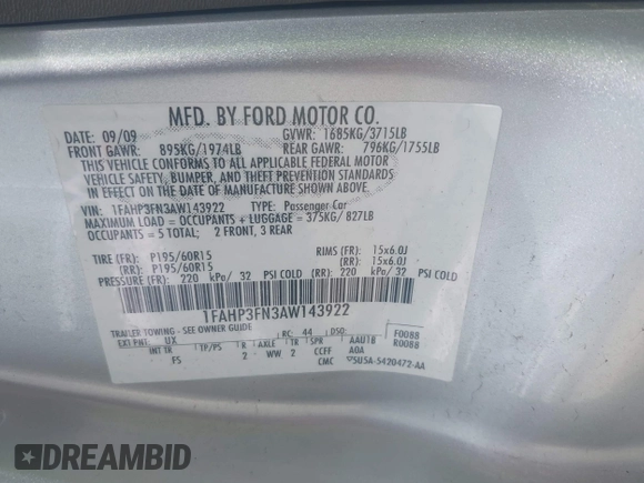 2010 Ford Focus SE with VIN 1FAHP3FN3AW143922, listed as a IAAI auction lot 42128921 with 162,628 mi miles. Bid and sale history available at carsss.com. Image 9.