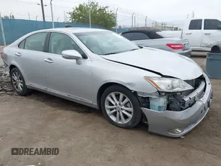 2012 Lexus ES 330 z VIN JTHBK1EG3C2486258, wystawiony jako IAAI lot #42288870 z przebiegiem 49 427 mil mil oraz . Historia ofert i sprzedaży dostępna na DreamBid. Obrazek 1.