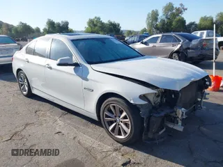 2015 BMW 5 Series 528i with VIN WBA5A5C53FD516889, listed as a IAAI auction lot 41920131 with 226,452 mi miles. Bid and sale history available at carsss.com. Image 1.