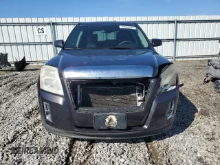 2013 GMC Terrain SLE z VIN 2GKALMEK6D6203618, wystawiony jako Copart lot #49356565 z przebiegiem 128 664 mil mil oraz Szkoda całkowita • Salvage title. Historia ofert i sprzedaży dostępna na DreamBid. Obrazek 5.