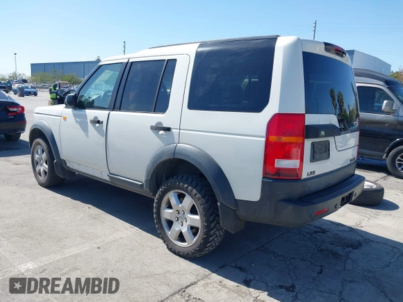 2005 Land Rover LR3 HSE with VIN SALAG25485A333581, listed as a IAAI auction lot 41937955 with 163,377 mi miles and . Bid and sale history available at DreamBid. Image 3.