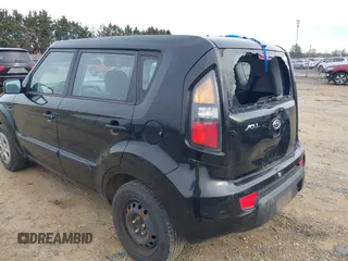 2011 Kia Soul with VIN KNDJT2A10B7734016, listed as a IAAI auction lot 41727065 with 306,652 mi miles. Bid and sale history available at carsss.com. Image 3.