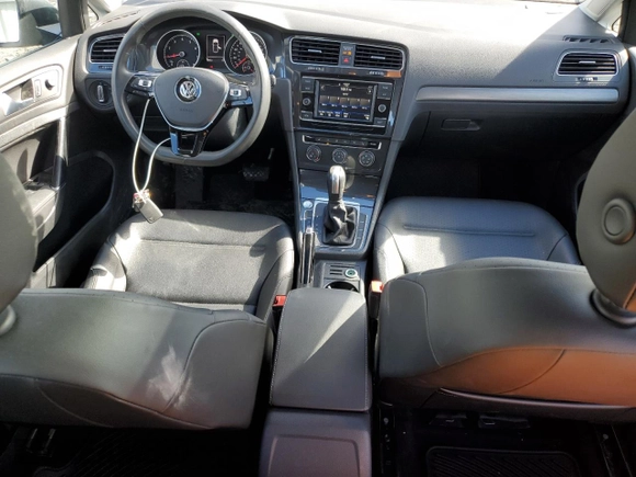 2021 Volkswagen Golf TSI z VIN 3VWG57AU8MM007756, wystawiony jako Copart lot #48037885 z przebiegiem 56 452 mil mil oraz Szkoda całkowita • Salvage title. Historia ofert i sprzedaży dostępna na DreamBid. Obrazek 8.