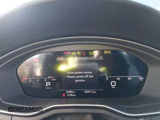 2024 Audi A5 Sportback S line Premium Plus z VIN WAUFACF53RA072231, wystawiony jako IAAI lot #41291343 z przebiegiem 2 089 mil mil oraz . Historia ofert i sprzedaży dostępna na DreamBid. Obrazek 7.