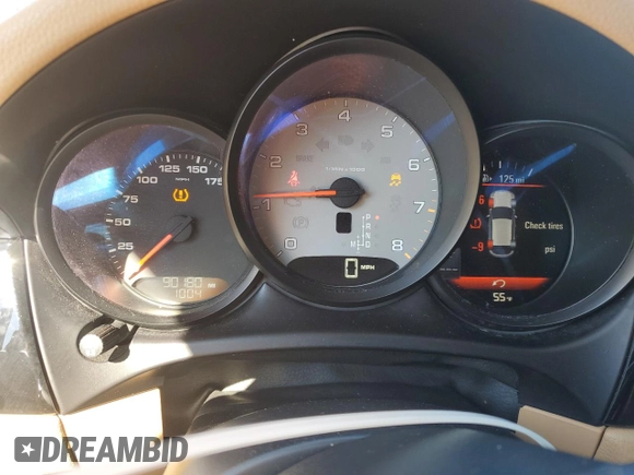 2015 Porsche Macan S with VIN WP1AB2A50FLB62561, listed as a Copart auction lot 46398925 with 90,180 mi miles and Salvage Title. Bid and sale history available at carsss.com. Image 9.
