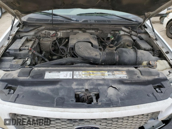 2001 Ford F-150 XL z VIN 1FTRX17W81NA56565, wystawiony jako Copart lot #45876055 z przebiegiem 241 522 mil mil oraz Szkoda całkowita • Salvage title. Historia ofert i sprzedaży dostępna na DreamBid. Obrazek 11.