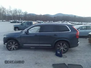 2024 Volvo XC90 Plus Bright Theme with VIN YV4062PE3R1190974, listed as a IAAI auction lot 41785085 with 12,283 mi miles and . Bid and sale history available at DreamBid. Image 15.