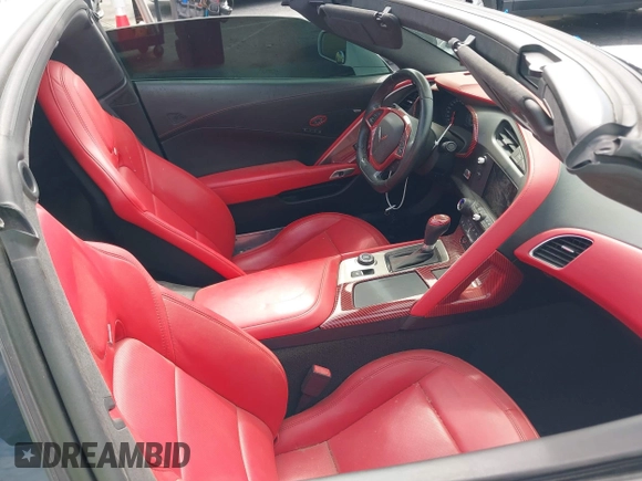 2016 Chevrolet Corvette Z51 3LT z VIN 1G1YM2D76G5116786, wystawiony jako IAAI lot #41815554 z przebiegiem 67 466 mil mil oraz . Historia ofert i sprzedaży dostępna na DreamBid. Obrazek 5.