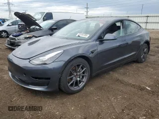 2021 Tesla Model 3 Long Range z VIN 5YJ3E1EB2MF066149, wystawiony jako Copart lot #53374765 z przebiegiem 119 771 mil mil oraz Szkody całkowita. Historia ofert i sprzedaży dostępna na DreamBid. Obrazek 1.