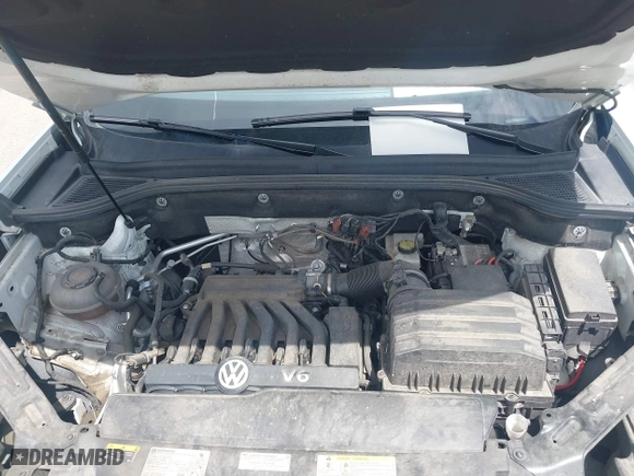 2022 Volkswagen Atlas 3.6L V6 SE w/Technology with VIN 1V2WR2CA2NC524674, listed as a IAAI auction lot 42116089 with 55,598 mi miles. Bid and sale history available at carsss.com. Image 10.