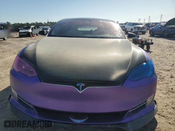 2020 Tesla Model S Performance z VIN 5YJSA1E44LF364189, wystawiony jako Copart lot #46700235 z przebiegiem 52 429 mil mil oraz Szkoda całkowita • Salvage title. Historia ofert i sprzedaży dostępna na DreamBid. Obrazek 5.