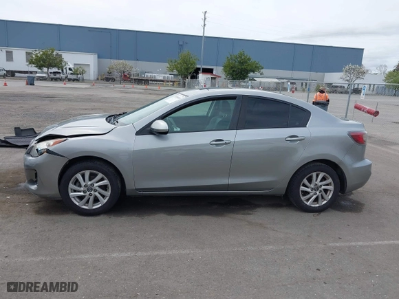 2013 Mazda Mazda3 i Grand Touring with VIN JM1BL1WP0D1790992, listed as a IAAI auction lot 41986869 with 249,902 mi miles. Bid and sale history available at carsss.com. Image 14.