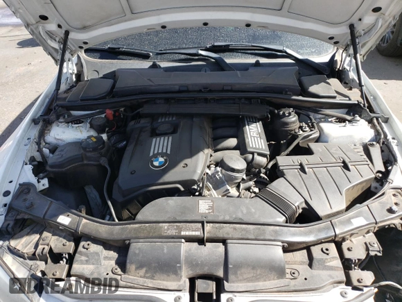 2013 BMW 3 Series 328i with VIN WBAKE3C59DE771405, listed as a Copart auction lot 76875194 with 131,639 mi miles and Salvage Title. Bid and sale history available at DreamBid. Image 11.