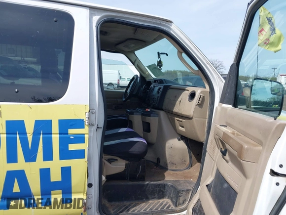 2010 Ford Econoline Passenger XL with VIN 1FBNE3BL2ADA45570, listed as a IAAI auction lot 42068419 with 262,455 mi miles and . Bid and sale history available at DreamBid. Image 5.